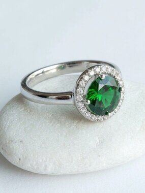 Lab Created Emerald CZ Halo Ring size 8